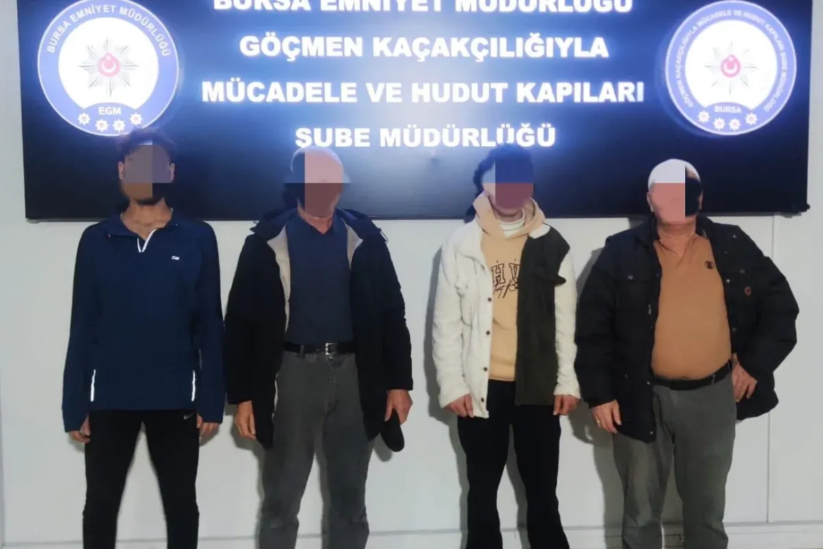 Bursa’da 13 düzensiz göçmen ve 4 organizatör yakalandı