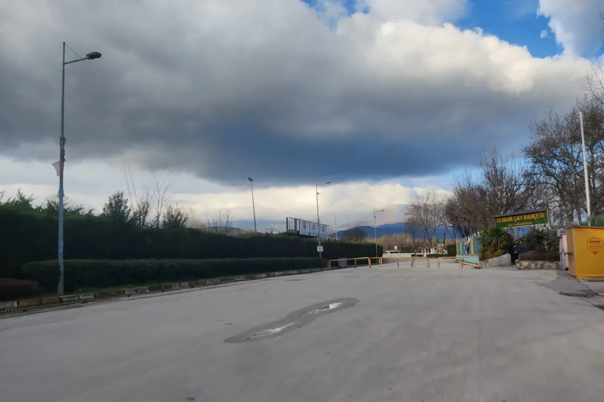 İnegöl Mercek Bulutlarıyla Güne Uyandı