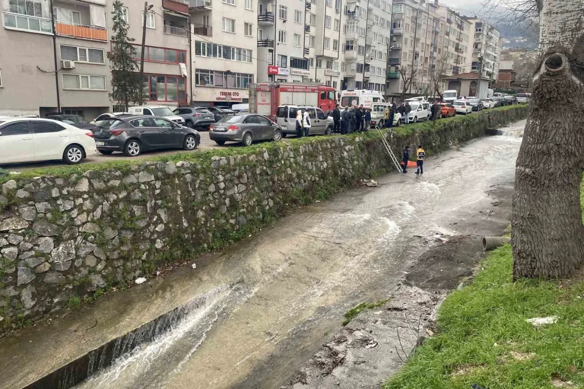 Bursa’da dereye düşen şahıs hayatını kaybetti