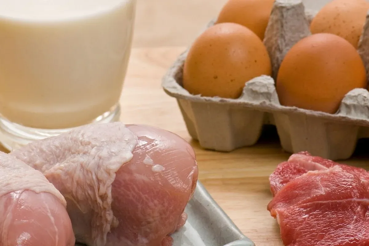 Beyaz et yükseliyor, süt düşüyor!