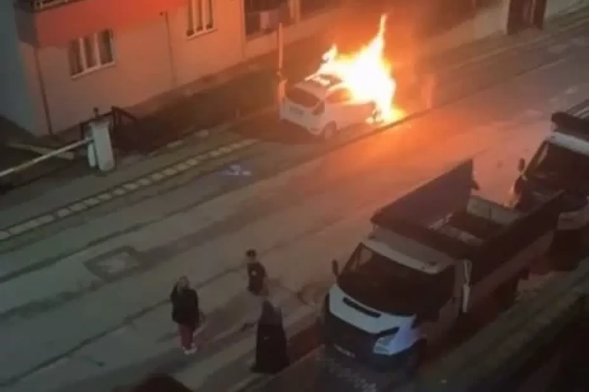 Bursa’da otomobiller alev topuna döndü