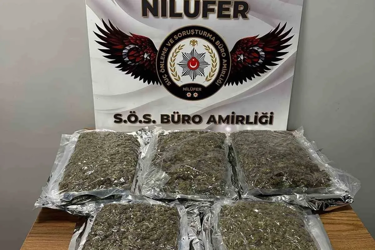Bursa’da uyuşturucu operasyonu: 3 kilo 562 gram esrar ele geçirildi