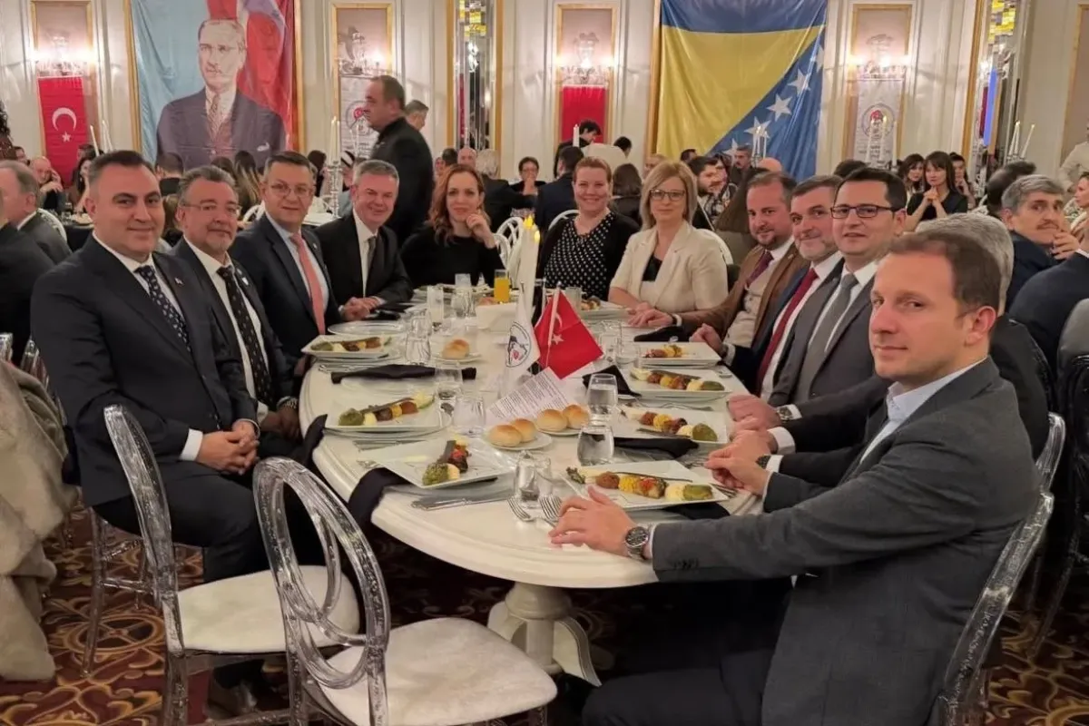 Bursa’da “Birlik ve Beraberlik Gecesi”nde Balkan Rüzgârı Esti
