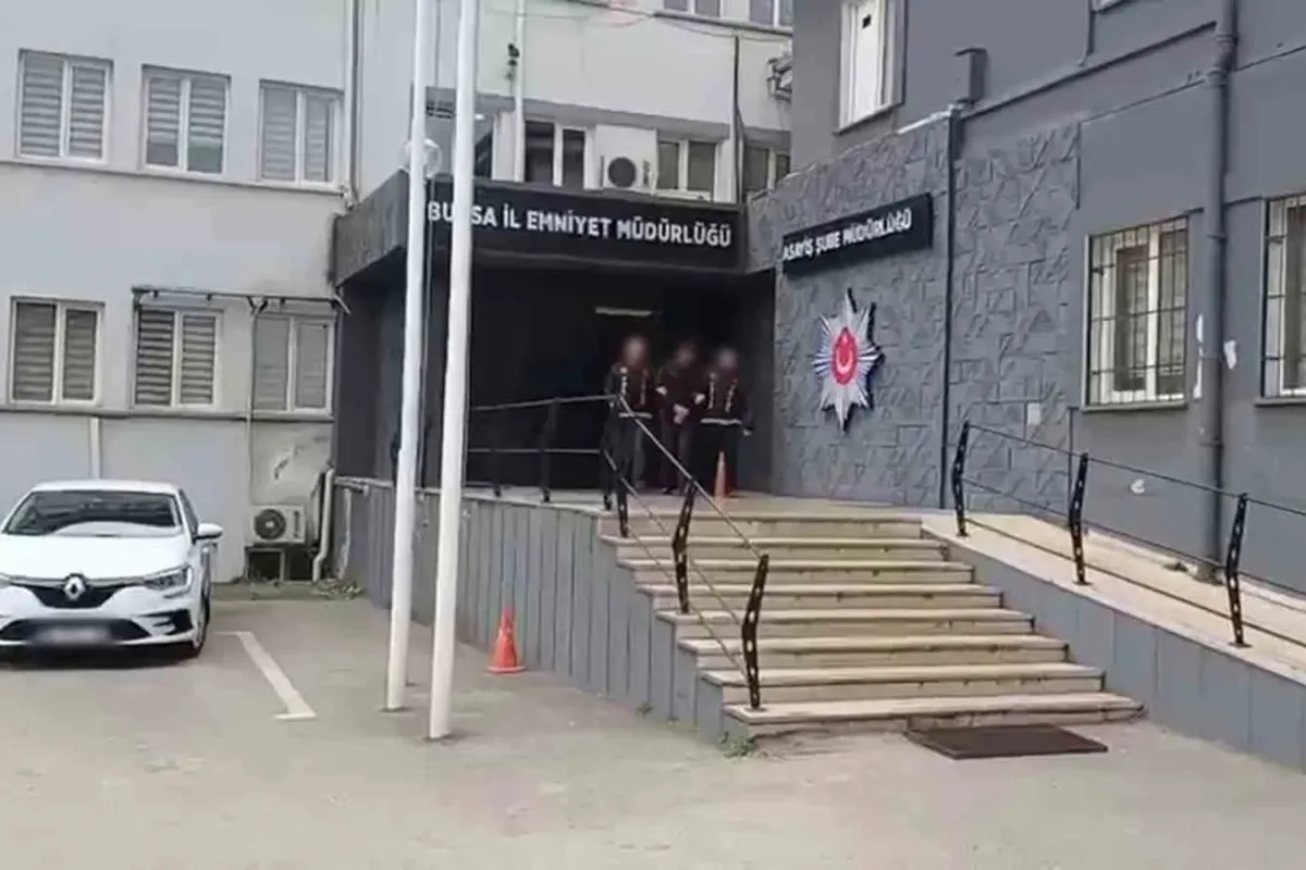 72 saatlik kamera incelendi, aranan şahıslara baskın yapıldı : 3 kişi yakalandı
