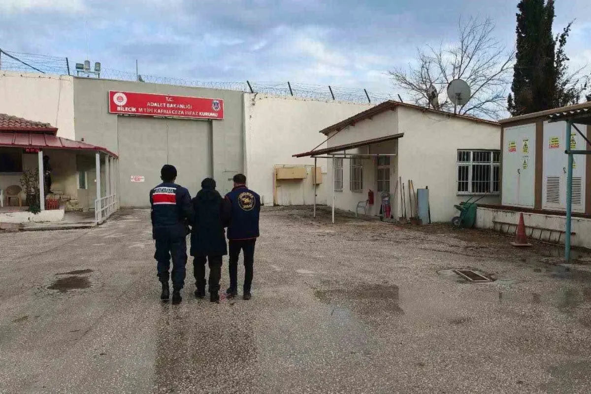 Jasat, sahte jandarmayı kısa sürede yakaladı