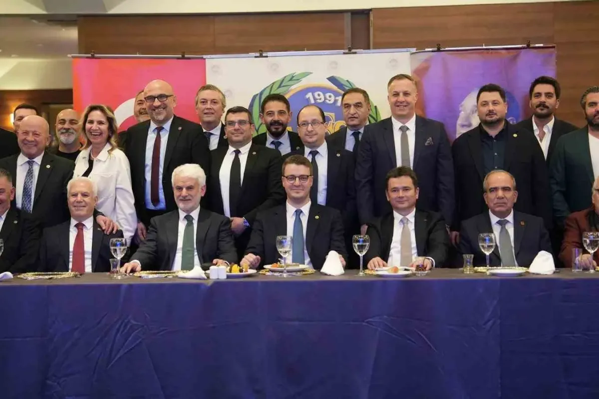 Bursa Fan Clup’te bayrak değişimi