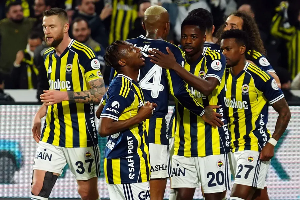 FCSB Fenerbahçe maçı hangi kanalda, nereden izlenir?