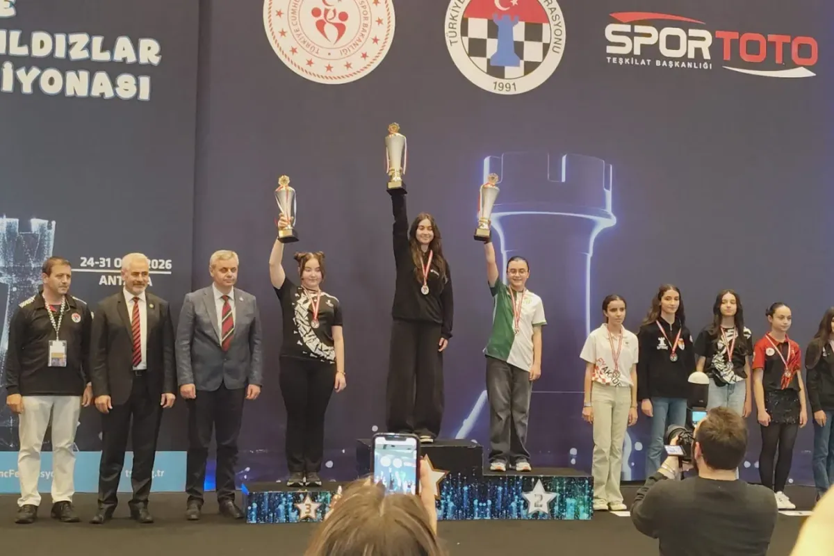 İnegöl'ün gururu Zeynep Türkiye 2.si oldu
