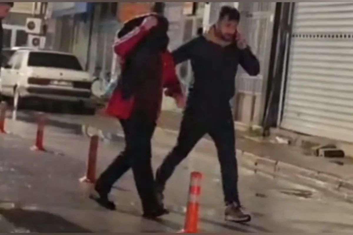 İnegöl'de hareketli gece! Cami avlusunda teslim oldu