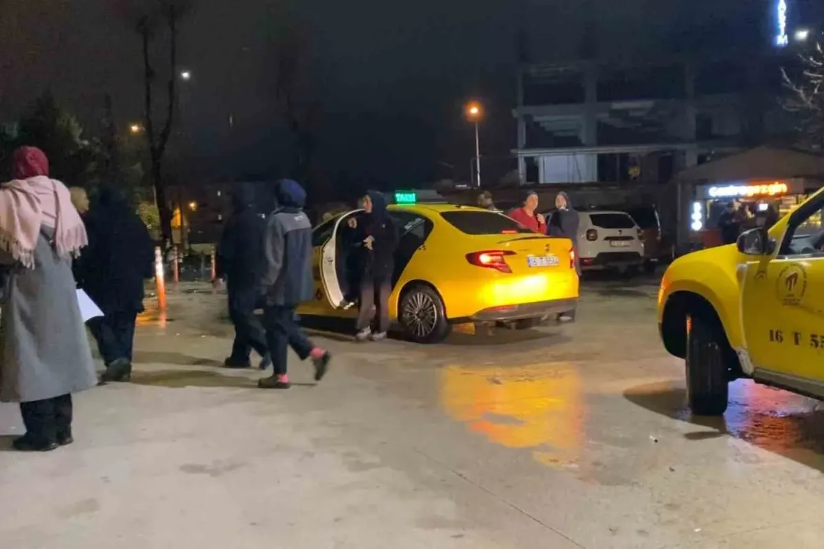 Bursa’da tekstil fabrikasında gıda zehirlenmesi şüphesi: 20 işçi hastaneye kaldırıldı