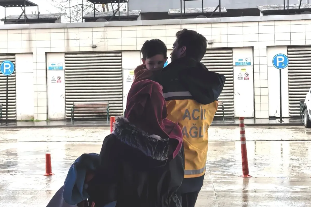 Bursa’da küçük çocuğun boğazına 50 kuruş kaçtı