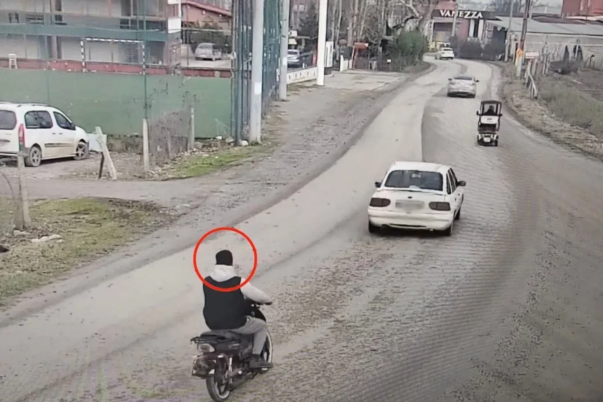 Bursa’da kask takmayan sürücüler mobeseye yakalandı