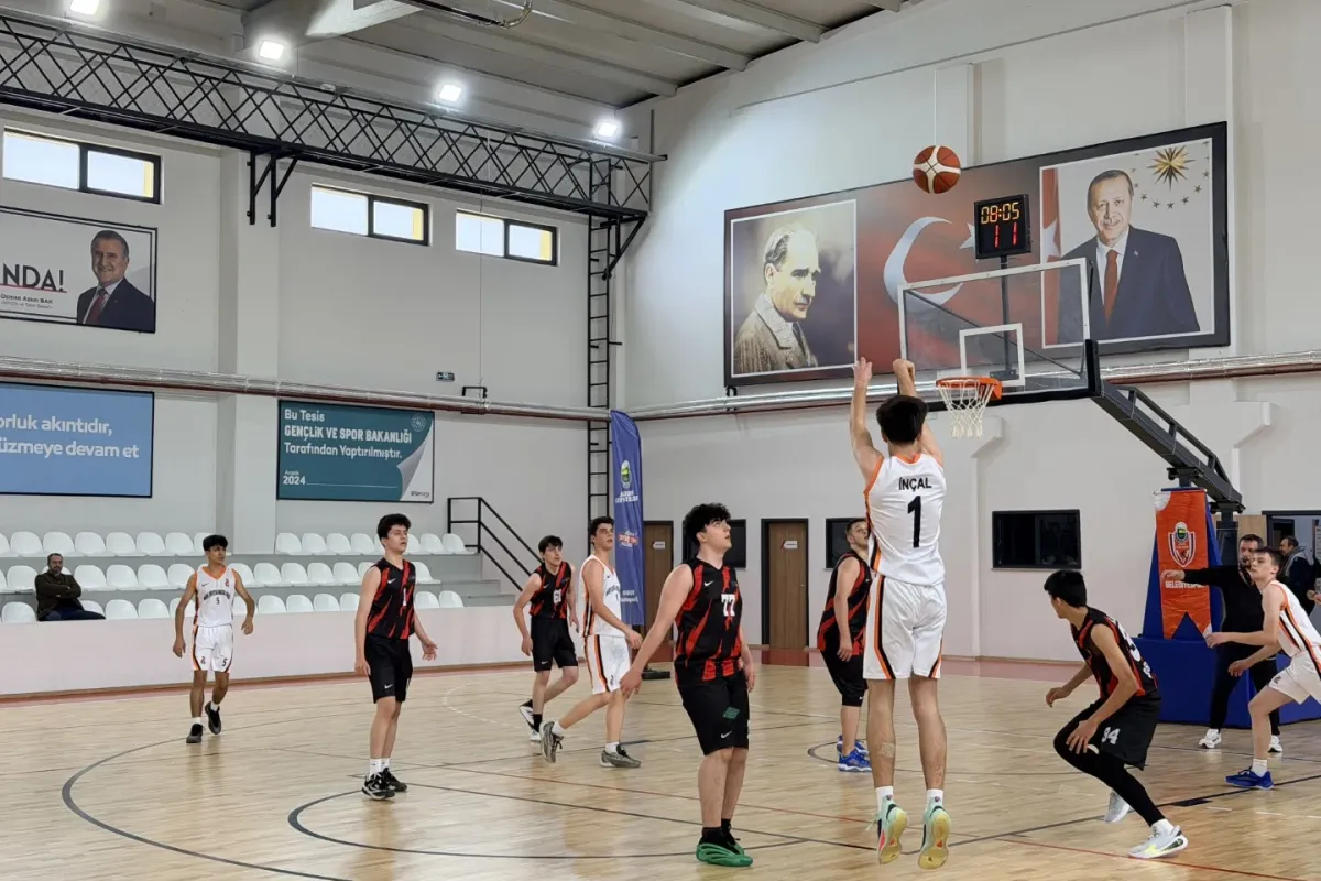 İnegöl’de spor fırtınası başladı! 3 bin 500 genç sahada