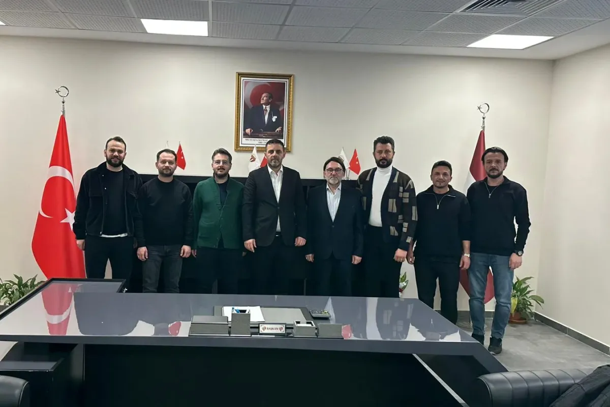 İnegöl Berberler Odası Adayı Dügen’den İnegölspor’a Destek