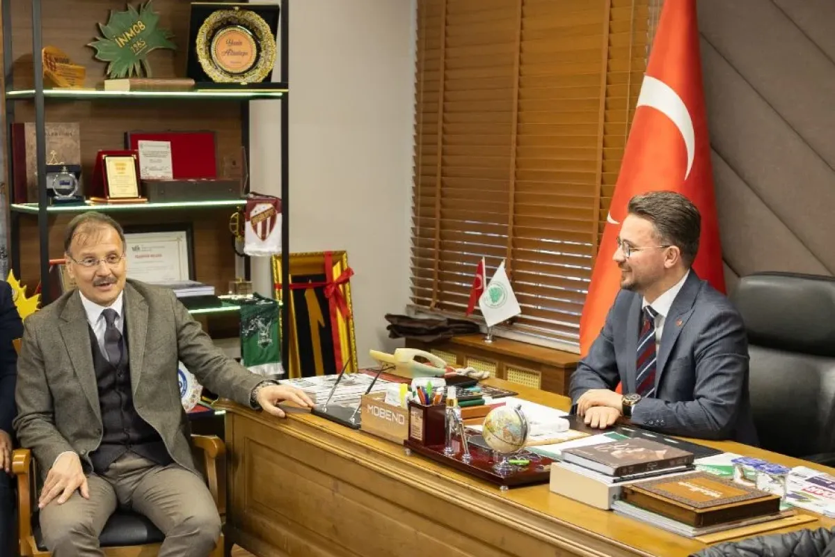 Hakan Çavuşoğlu’ndan Yasin Altuntepe'ye ziyaret