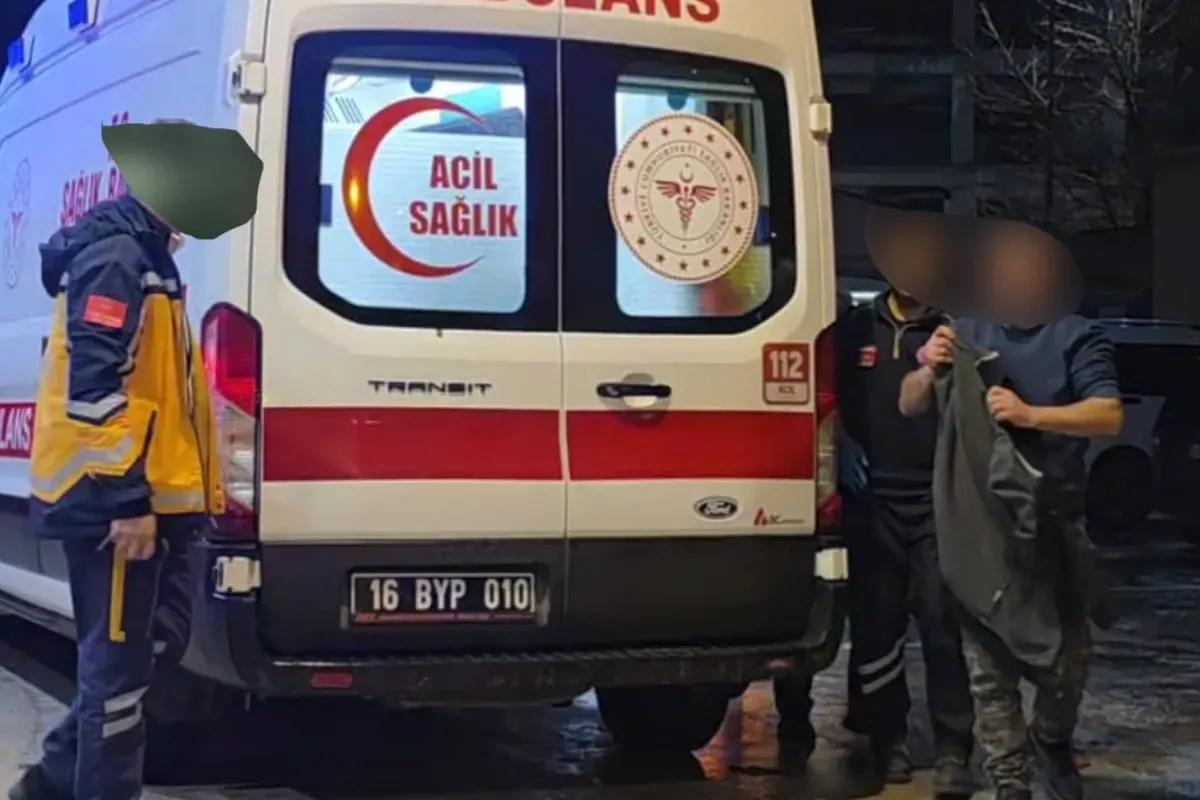 Cadde ortasında dövülen kişi hastanelik oldu