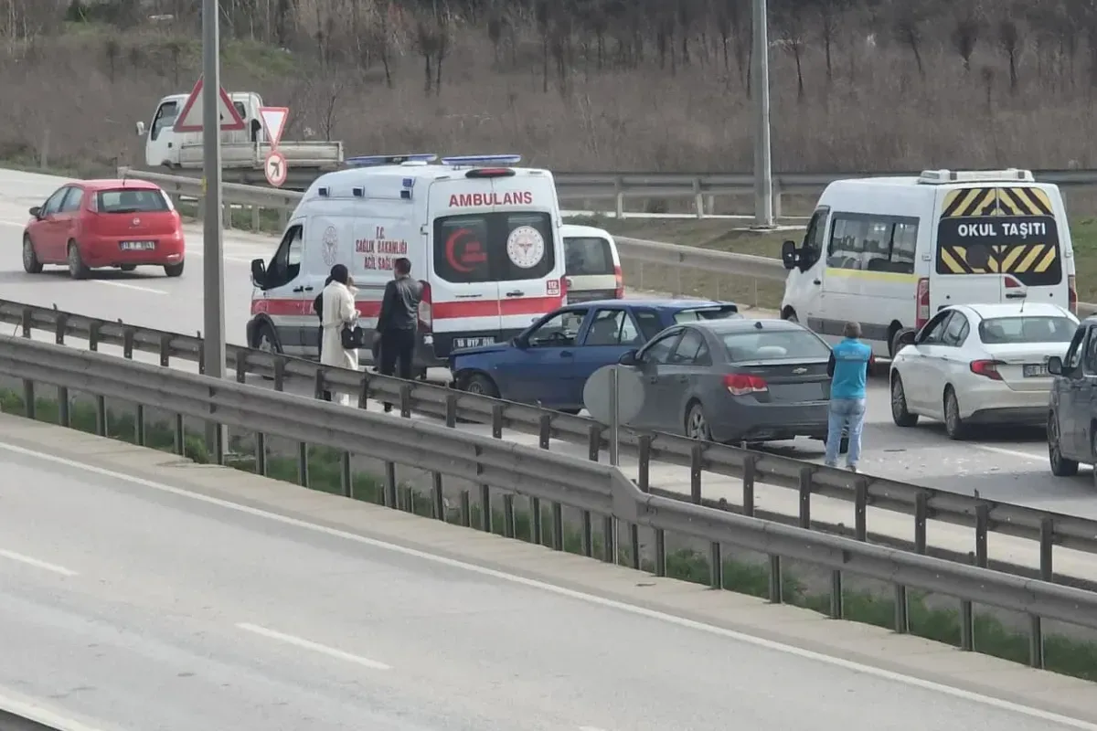 İnegöl'de zincirleme kaza! 1 yaralı