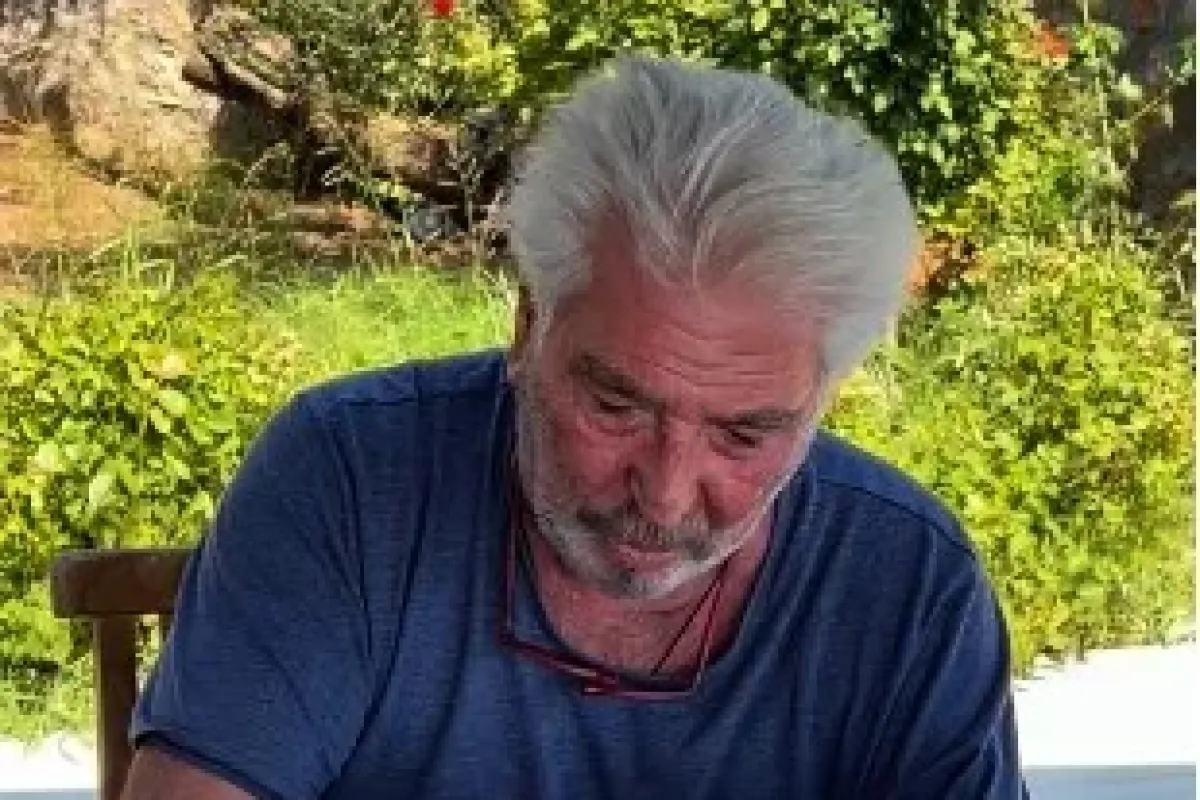 Erdal Özyağcılar kimdir?
