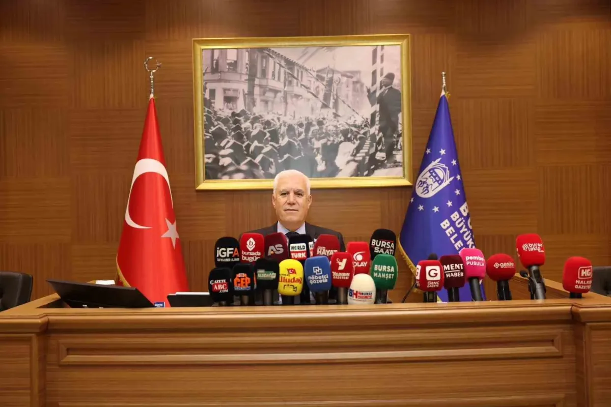 Başkan Bozbey: "Tüm Bursalılara hayırlı Ramazanlar diliyorum"
