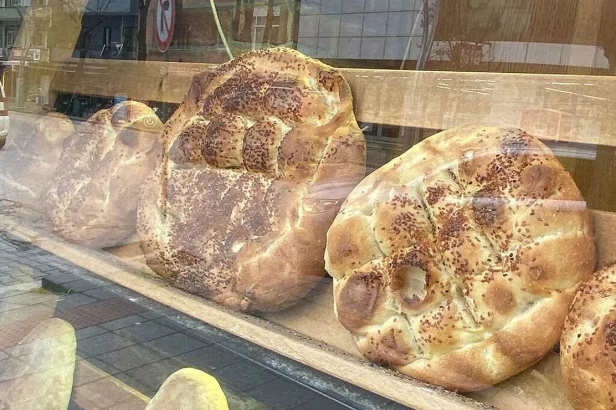 Evde Ramazan pidesi tarifi: Malzemeler ve yapılışı