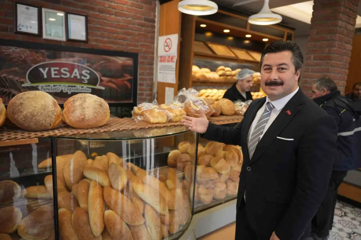 Bursa'nın en ucuz ramazan pidesi Yenişehir'de satılıyor