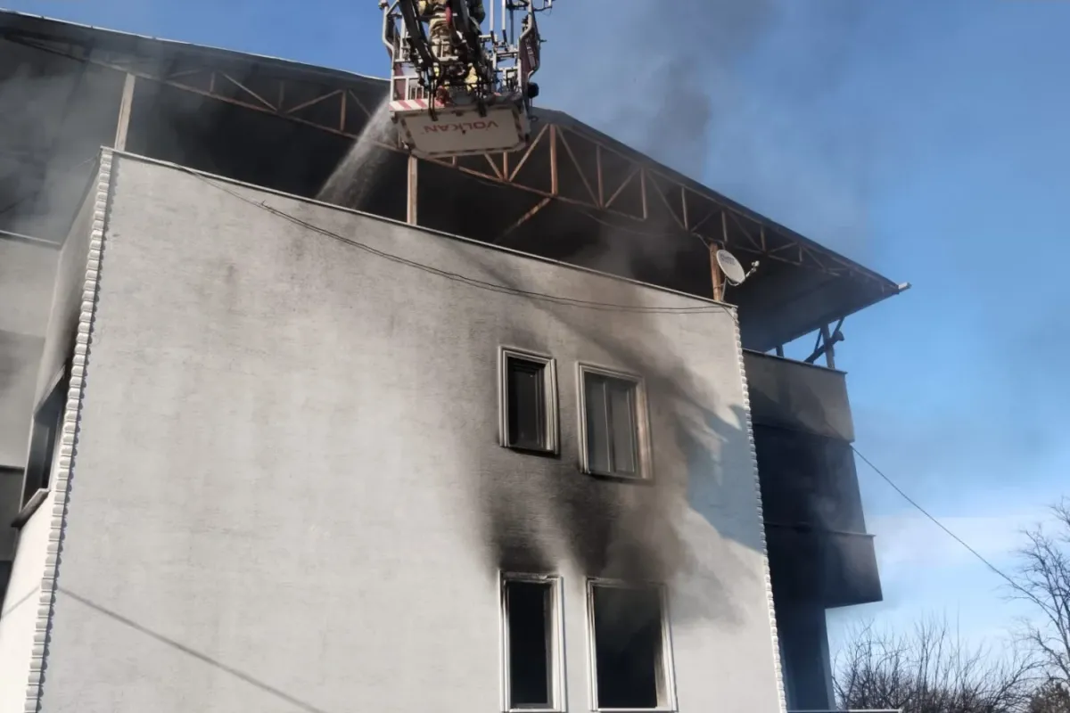 İnegöl'de korku dolu anlar! Yangın 3. kata dayandı