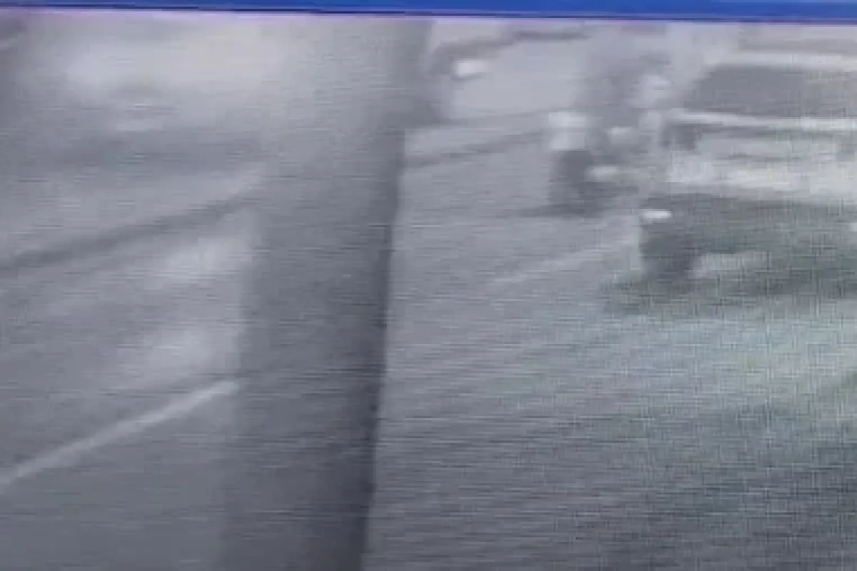 İki motosiklet böyle çarpıştı… 1’i hamile 2 yaralı