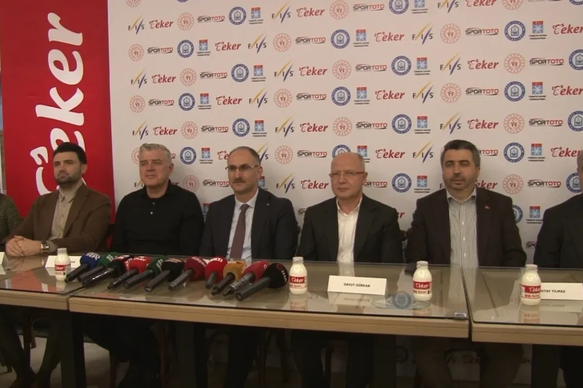 Uludağ’daki uluslararası kayak organizasyonlarının lansmanı Bursa’da yapıldı