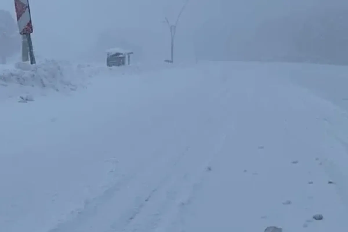 Uludağ’da sezon sonu sürprizi! Kar kalınlığı 163 santimetreye ulaştı