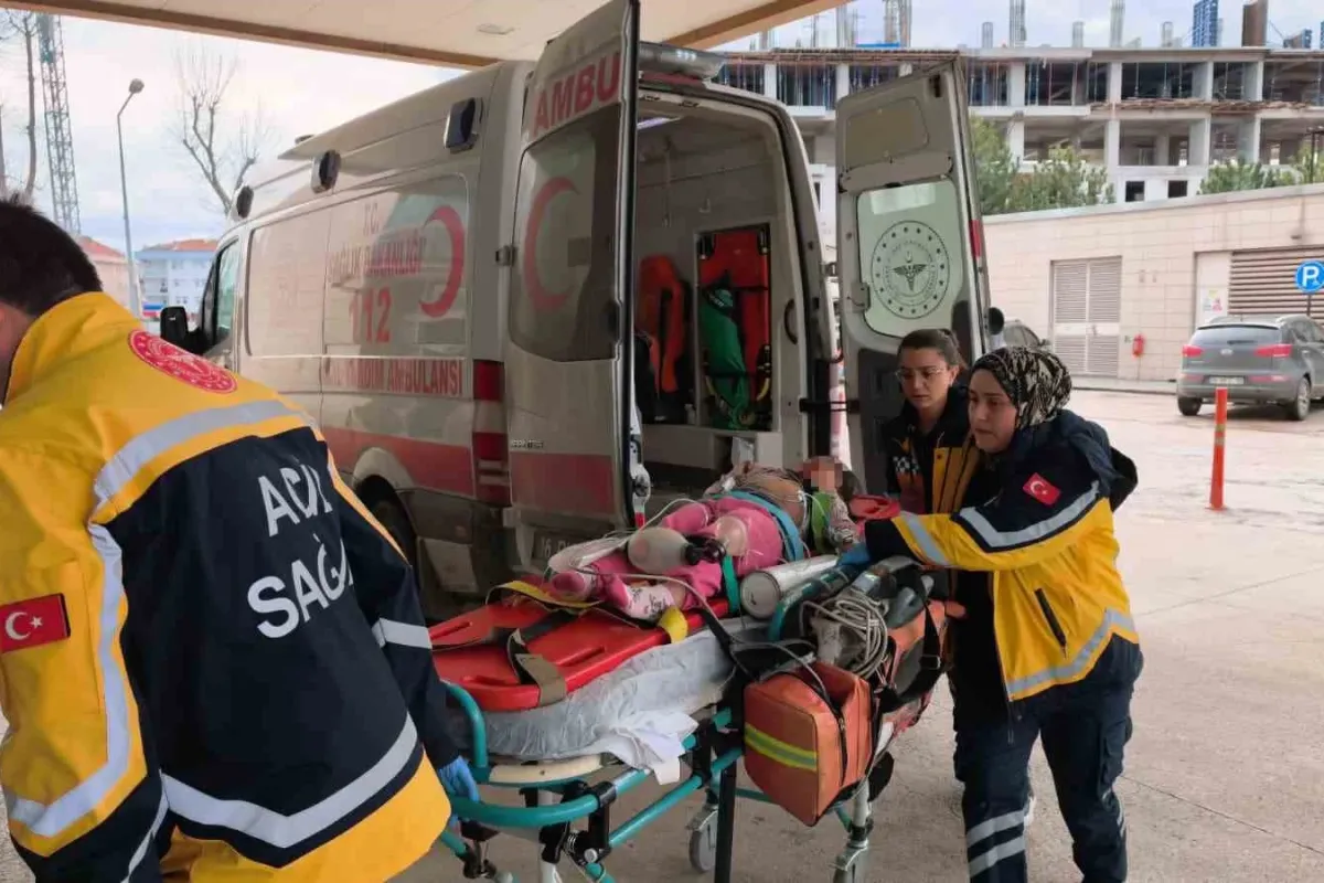 Hafif ticari aracın çarptığı çocuk ağır yaralandı