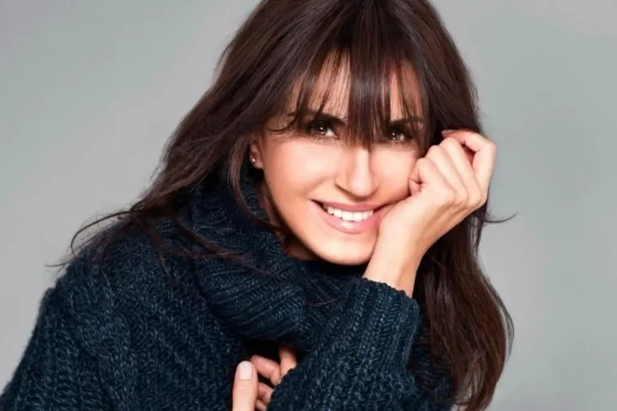 Ayşegül Aldinç Kimdir? Sanat Hayatı ve Kariyeri