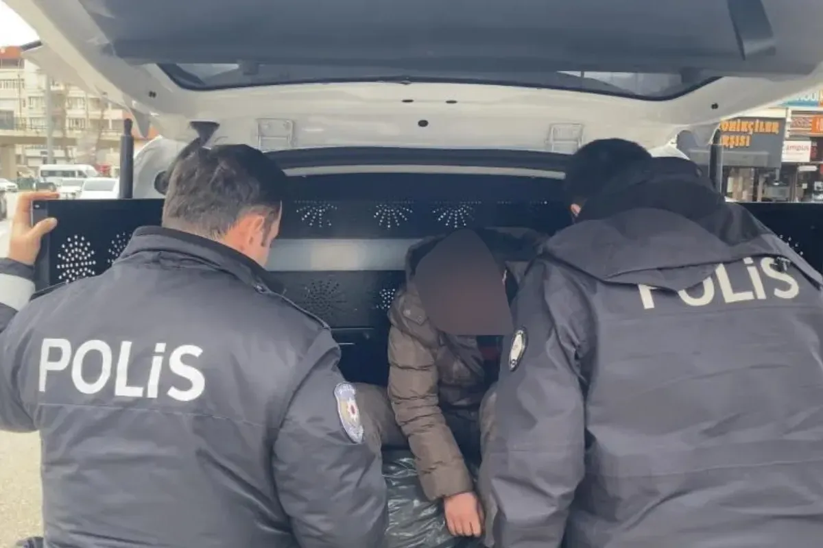 Cadde üzerinde kız çocuklarına taciz iddiası ortalığı karıştırdı