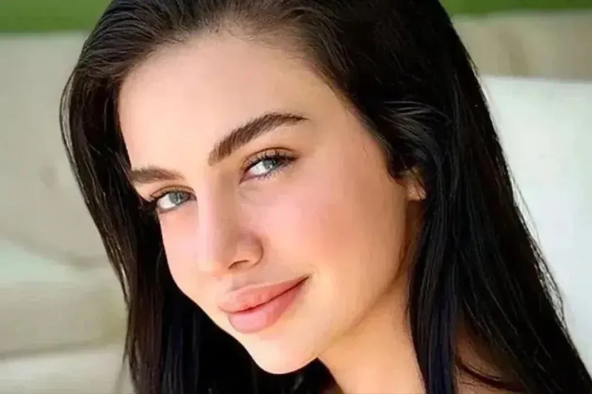 Ece Ronay hakkında TSK paylaşımı nedeniyle soruşturma