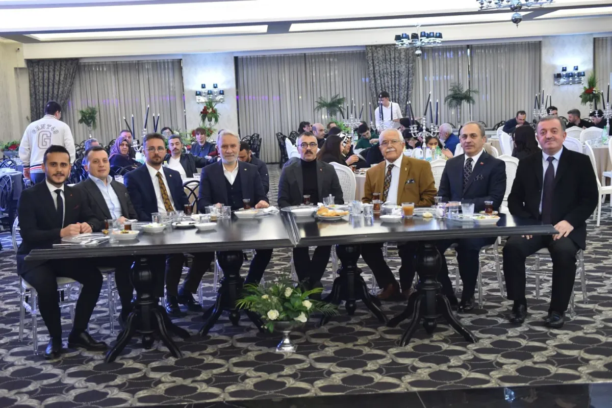Burhan Orhan Zafer Partisi sonrası İnegöl’de sahaya indi