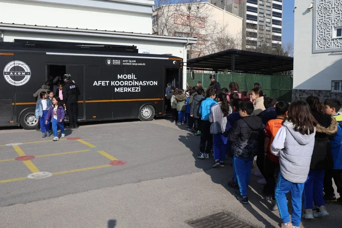 Büyükşehir’den Bursalı Çocuklara Afet Eğitimi