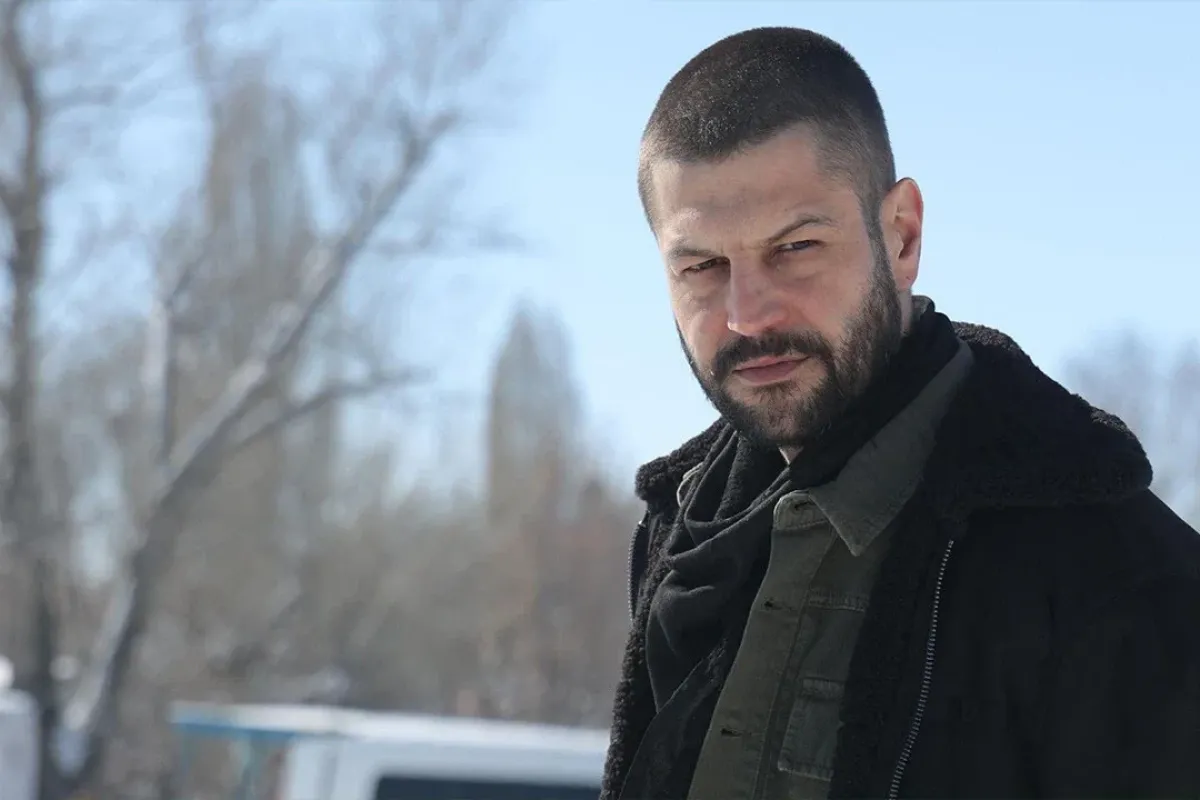 Veliaht dizisinin Faroz’u Serhat Teoman kimdir, hangi dizilerde oynadı?