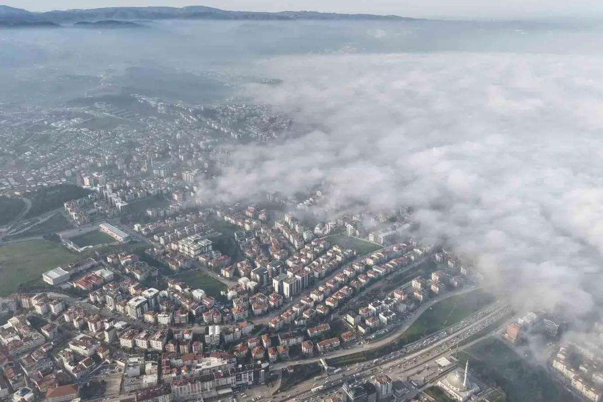 Sis Bursa’nın yarısını yuttu