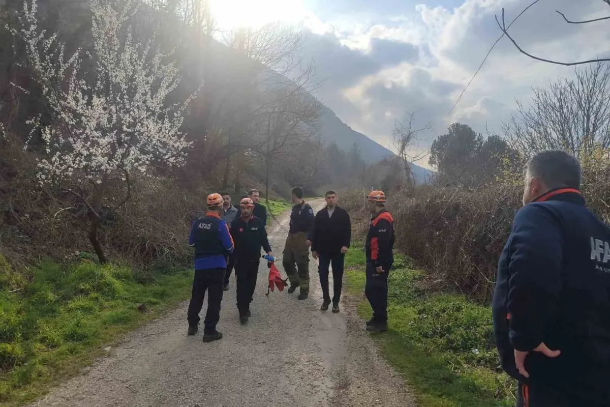 Bursa’da dağlık alanda mahsur kalan yaralı vatandaş kurtarıldı
