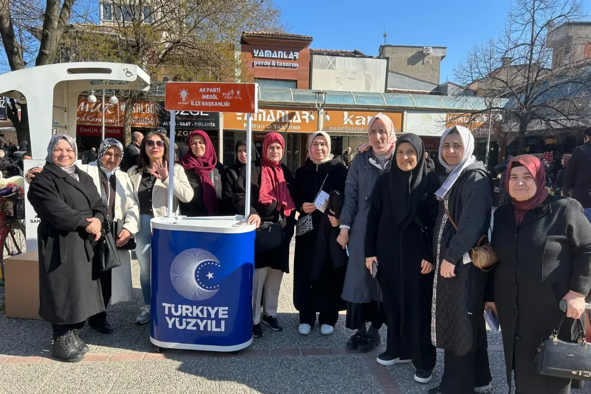 AK Parti İnegöl Kadın Kolları’ndan 8 Mart Etkinliği