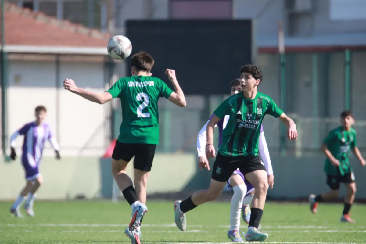 Kafkasspor U-14 Takımı Şampiyonluğu Garantiledi