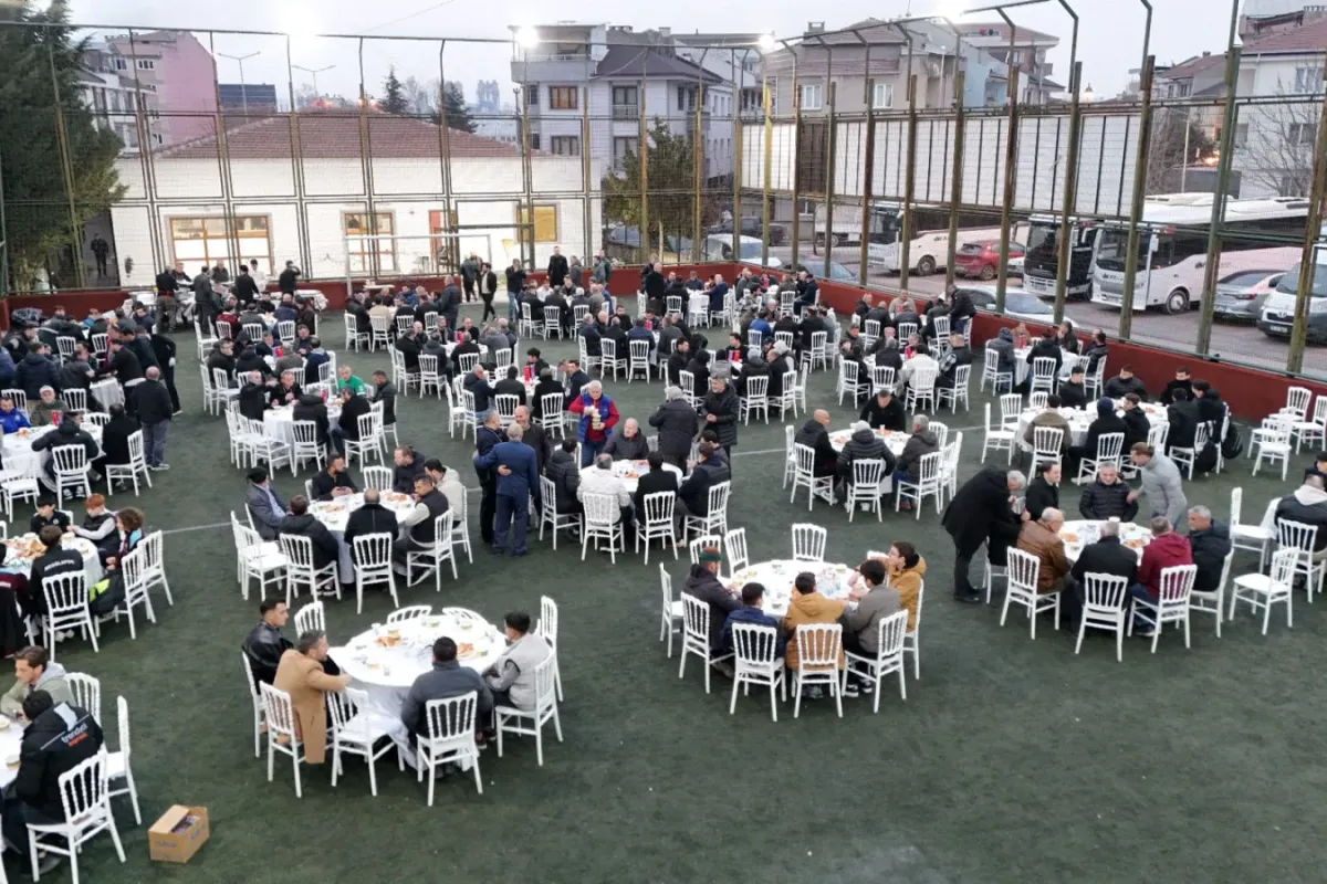 İnegöl’de spor camiası Karadeniz Güvenspor iftarında buluştu