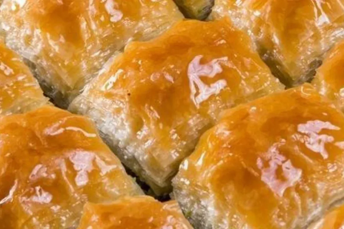 Gelinim Mutfakta bayram baklavası tarifi ve malzemeleri