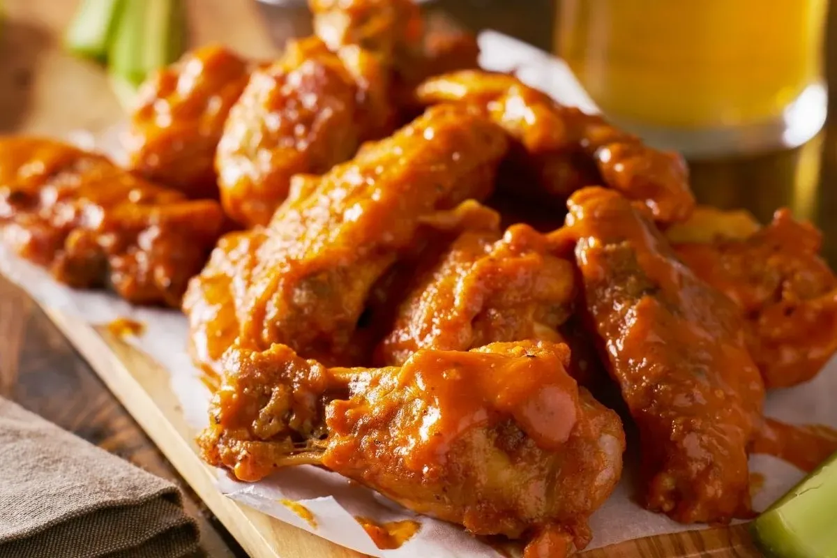 İki günde yüzde 25 zam! Tavuk kanadı cep yakıyor