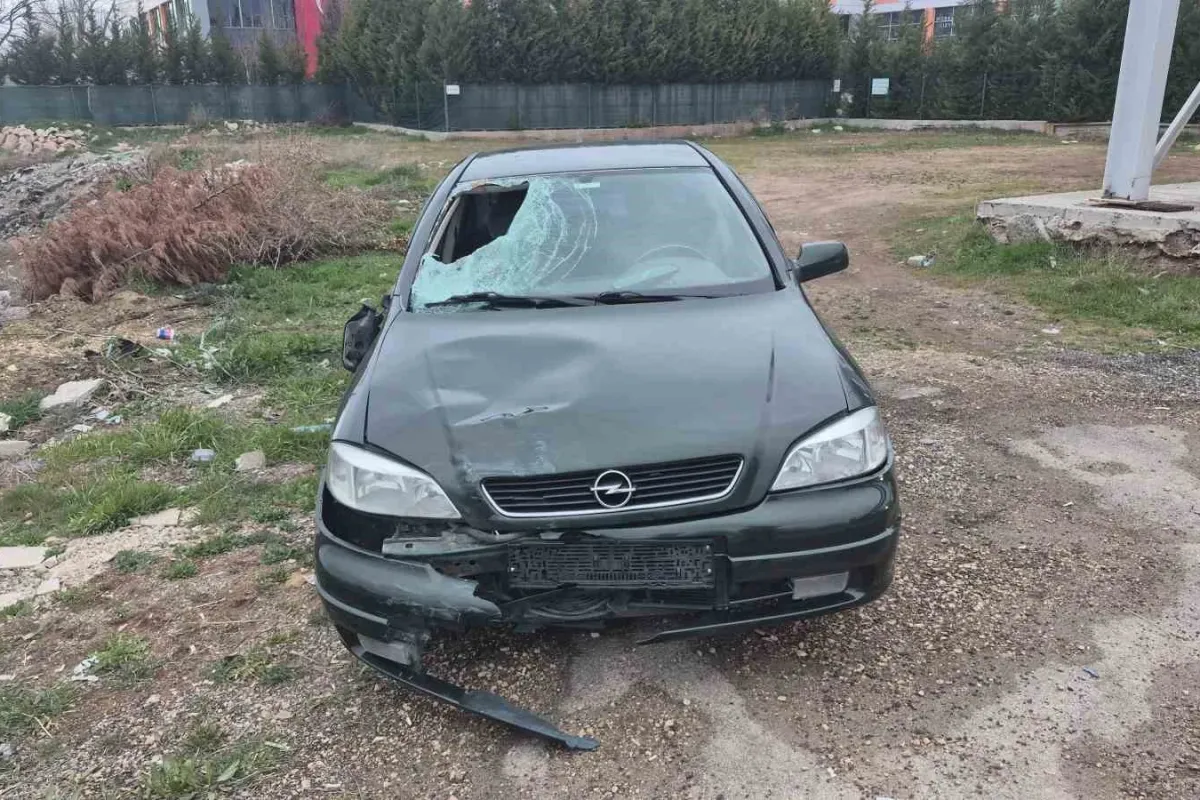 Çevre yolunda otomobilin çarptığı yaşlı adam hayatını kaybetti