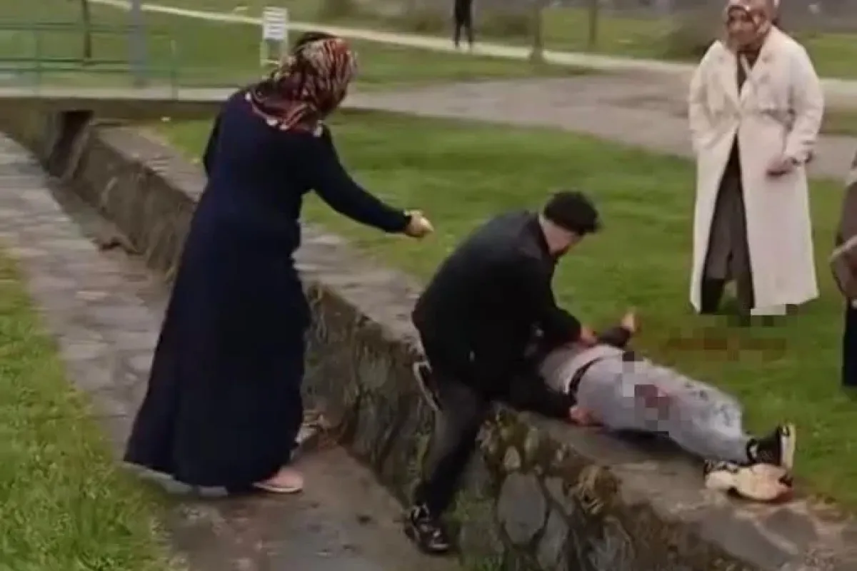 Bıçaklı kavgada boğazı kesilen kişi hayatını kaybetti