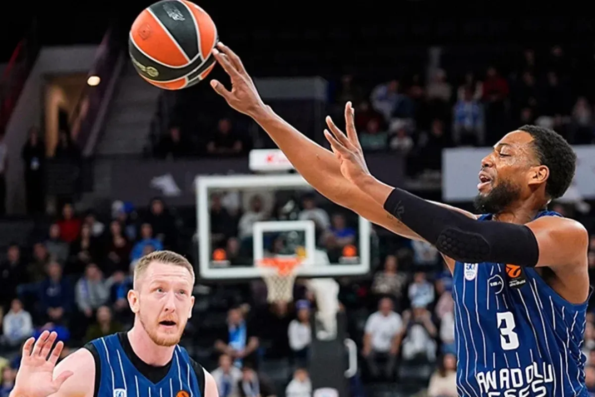 Anadolu Efes Barcelona maçı saat kaçta, hangi kanalda?