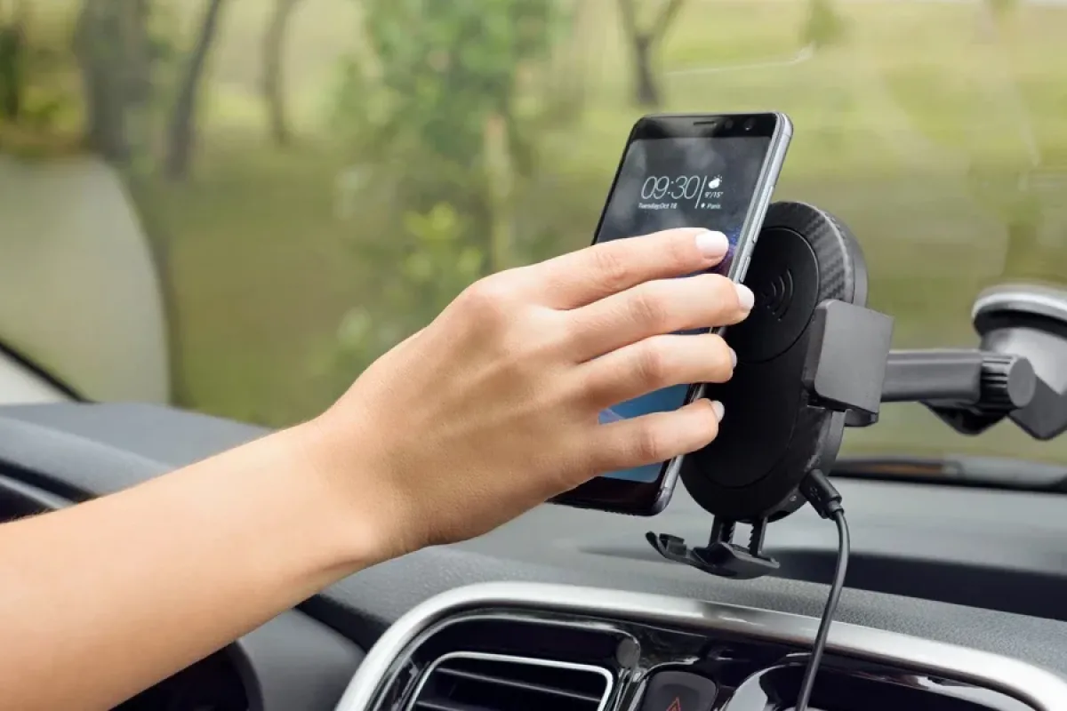 Araçta telefon tutucu yasaklandı mı?