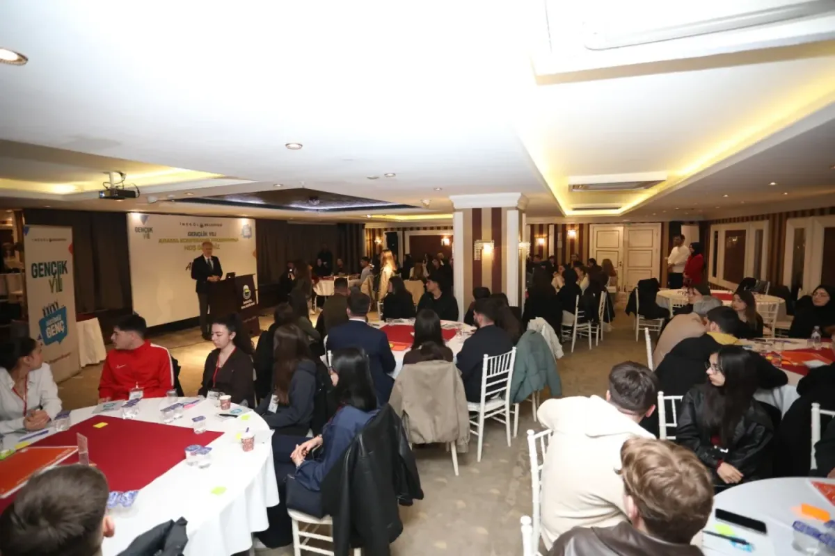 İnegöl'de söz gençlerde