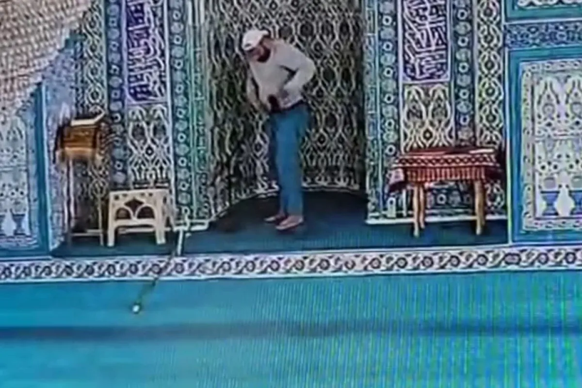 Oltalı hırsız camilere dadandı!