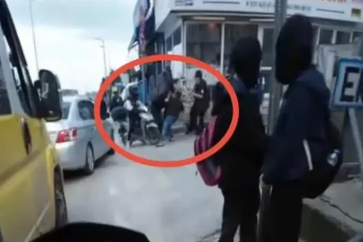 “Yan Bakma” kavgası kanlı bitti!